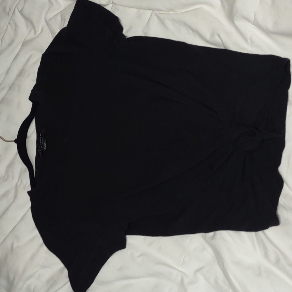 Woman's knotted front T-shirt